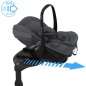 Preview: Auf der FamilyFix Slide Pro Basisstation ausgezogene und flach geneigte Maxi-Cosi Pebble 360 Pro Select Babyschale im Auto.